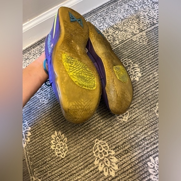 2018 PG 2 'Mamba Mentality Nike Basketball Shoe Size 8 - Picture 4 of 7